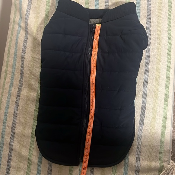 Dog cold-weather coat (multiple sizes available) - Picture 9 of 10